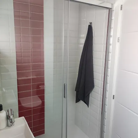 Piso En Valadouro Ferreira